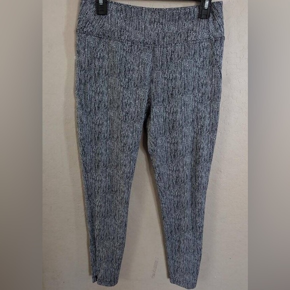 Athleta Delancey Skyline High Rise Legging Black Braiden Texture XL - Picture 4 of 6